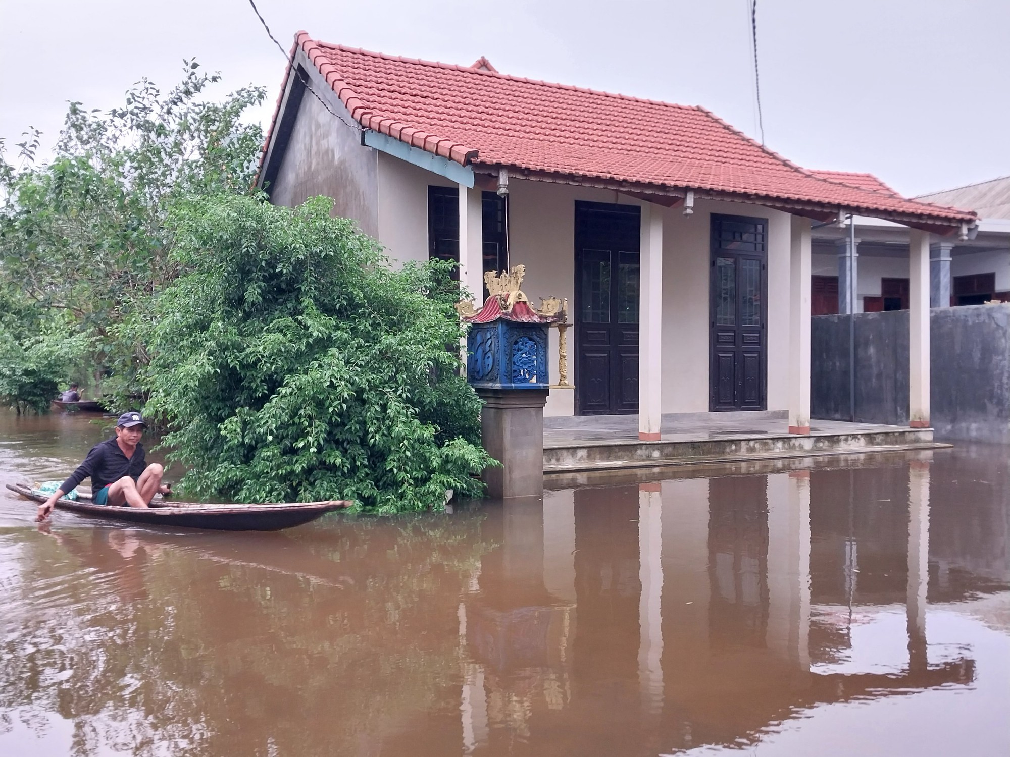 Cận cảnh ngập lụt ở hạ du Thủy điện Hương Điền - Ảnh 9.