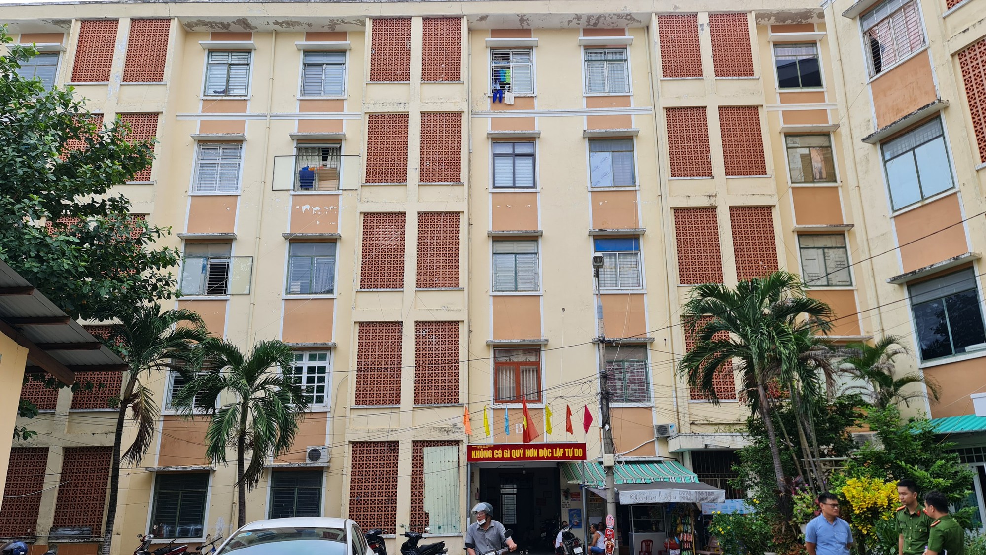 Kiểm tra PCCC của hàng ngàn chung cư, nhà trọ tại Đà Nẵng - Ảnh 8.