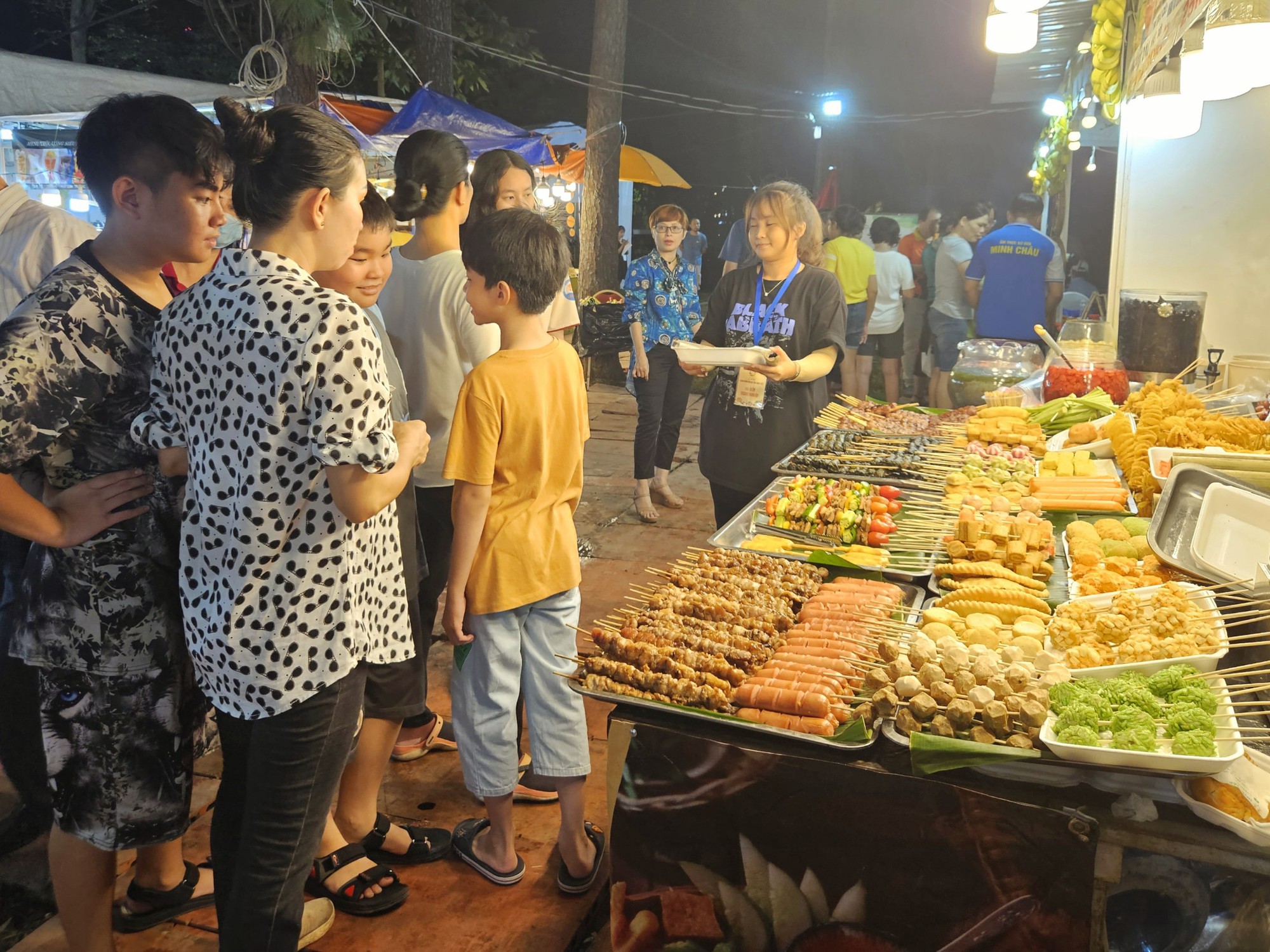 Thỏa sức khám phá 126 món ăn đặc sắc trên bản đồ ẩm thực Việt Nam - Ảnh 9.