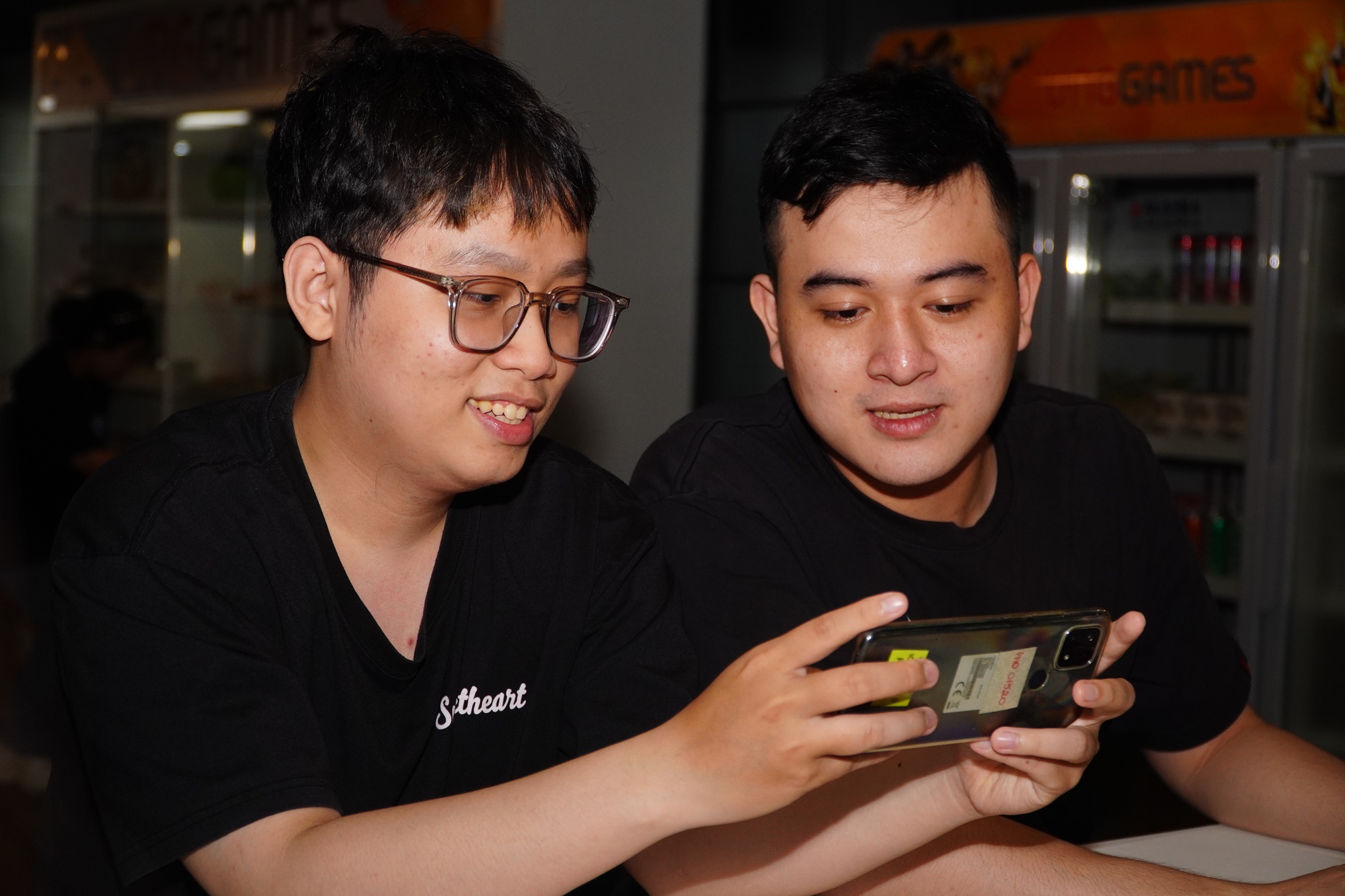 Nghề đang “hot”: Cuộc sống của những game tester - Ảnh 9.