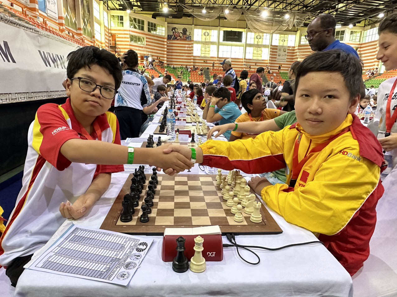 Kỳ thủ 12 tuổi Đầu Khương Duy vô địch cờ vua trẻ thế giới - Ảnh 2.