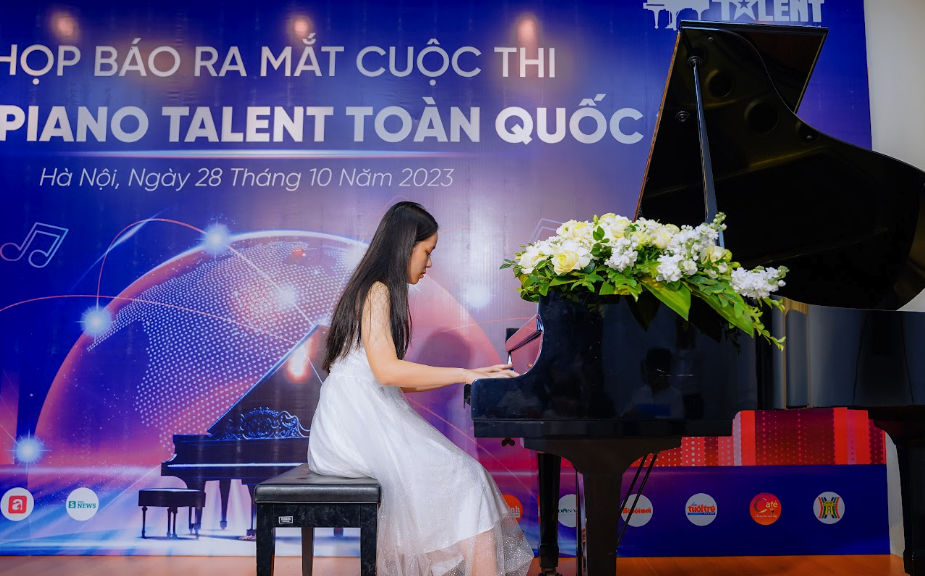 Tìm kiếm tài năng piano từ 5-18 tuổi - Ảnh 1.