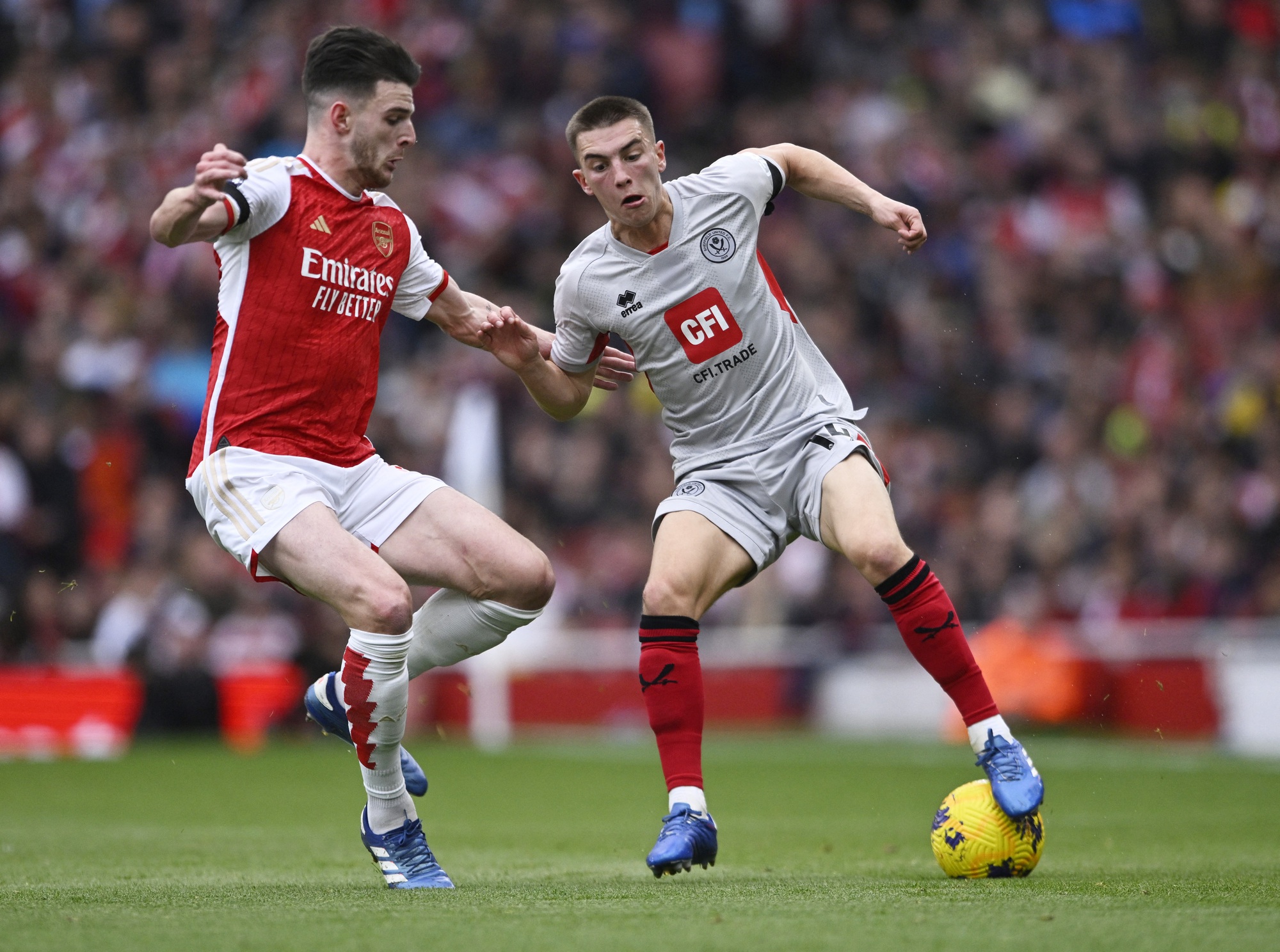 Hat-trick Nketiah nhấn chìm Sheffield United, Arsenal thăng hoa Ngoại hạng Anh - Ảnh 1.