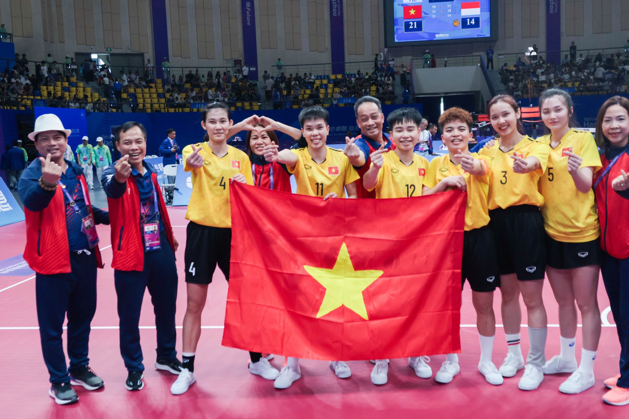 Hành trình lên ngôi vô địch ASIAD nghẹt thở của đội cầu mây nữ Việt Nam - Ảnh 7.