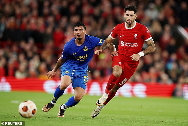 Tân binh bùng nổ, Liverpool thắng tưng bừng sân cỏ Europa League - Ảnh 1.