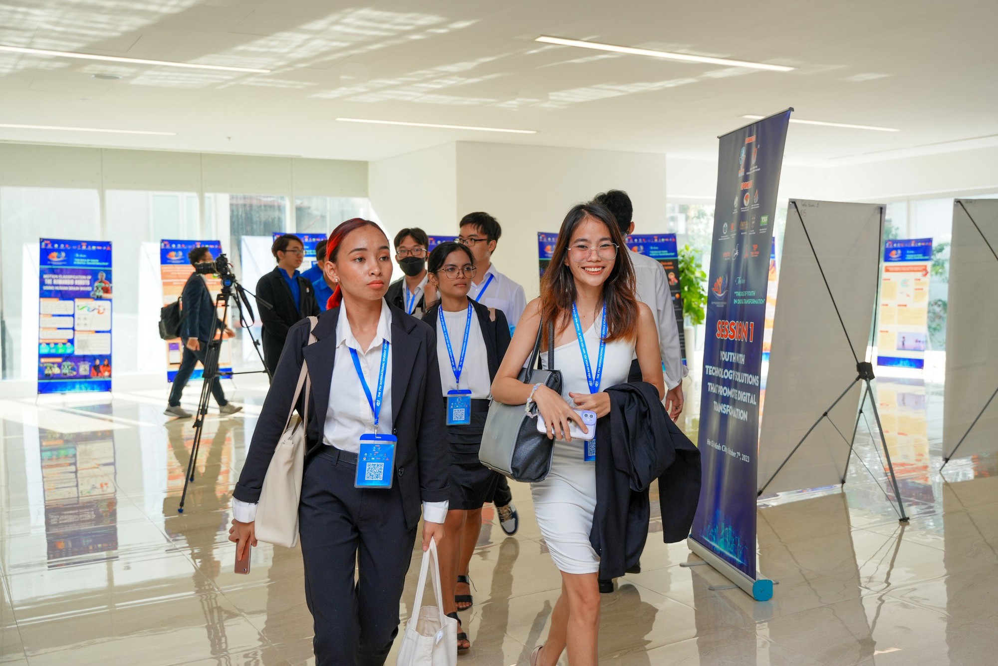 Hơn 60 sinh viên quốc tế đến Việt Nam tham gia diễn đàn khoa học - Ảnh 3.
