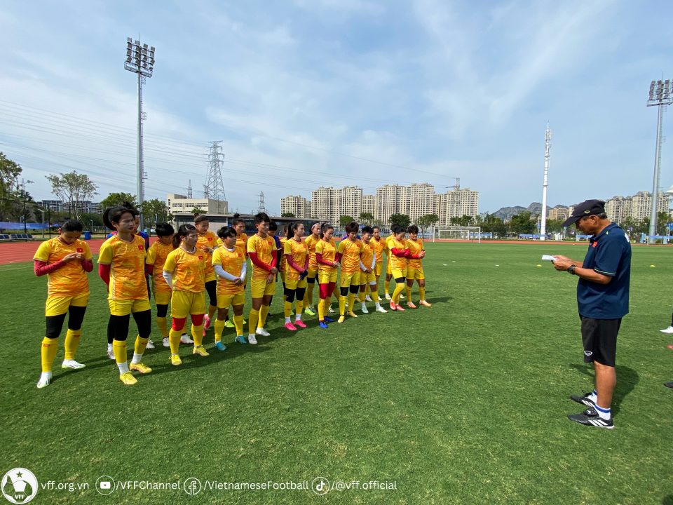 Tuyển nữ Việt Nam tập trung, tái đấu Nhật Bản tại vòng loại 2 Olympic 2024 - Ảnh 1.