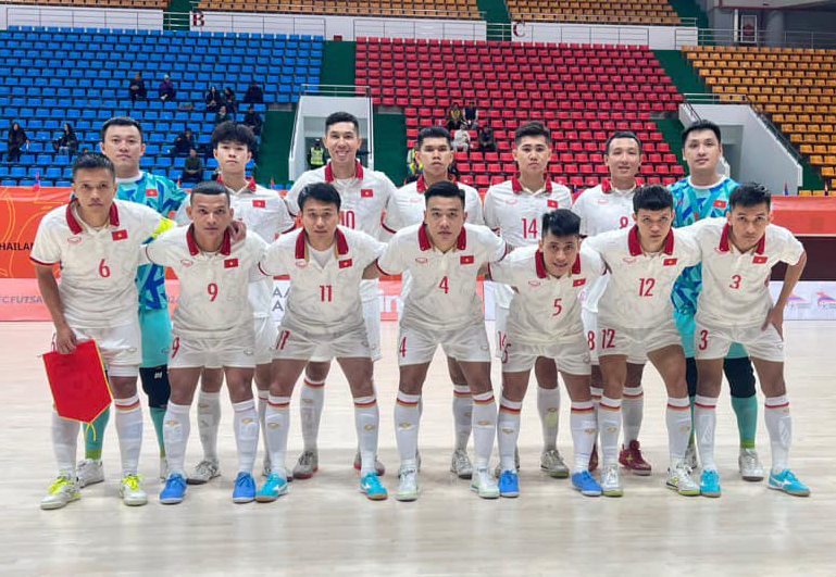 Thắng Nepal 5 sao, tuyển futsal Việt Nam sớm giành vé vào vòng chung kết Futsal châu Á 2024 - Ảnh 1.