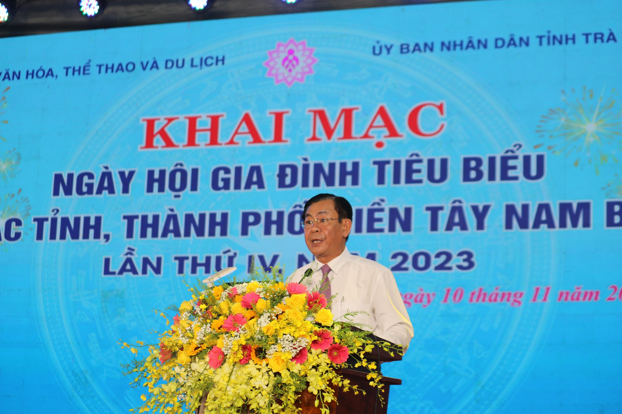 Trà Vinh: Khai mạc Ngày hội Gia đình tiêu biểu miền Tây Nam Bộ - Ảnh 2.