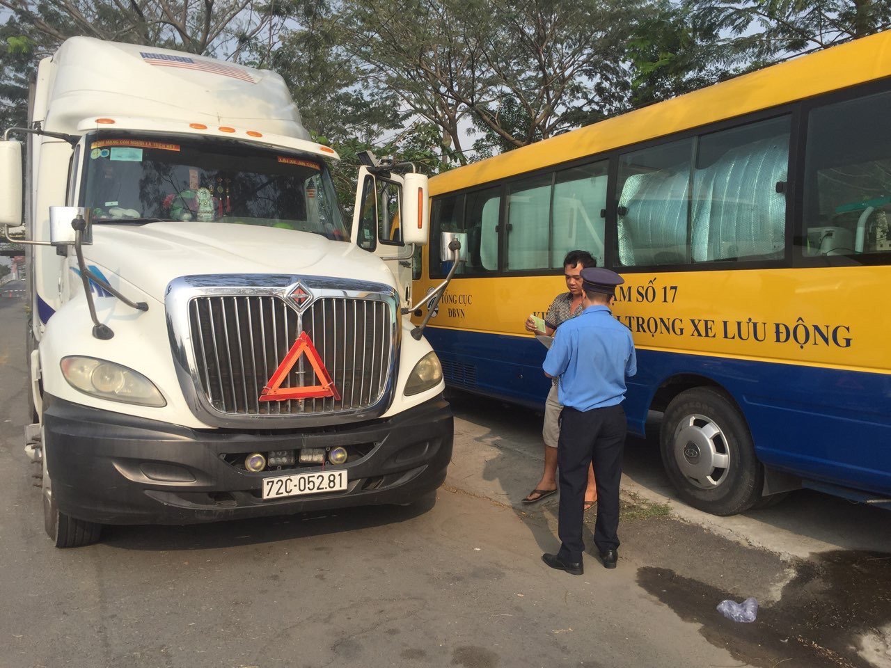 TP HCM triển khai phạt nguội xe quá tải tại 3 trạm cân - Ảnh 1.