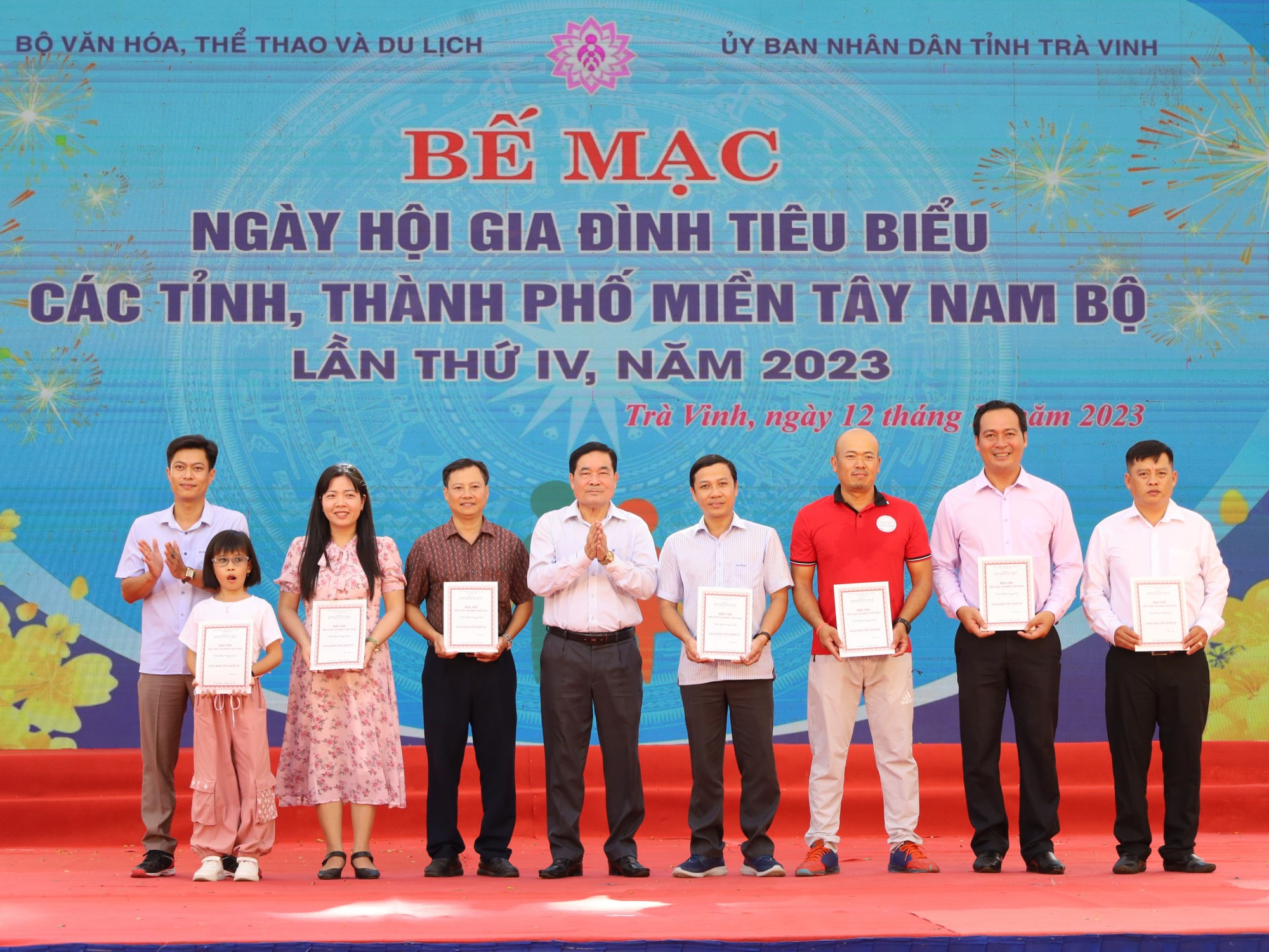 Bế mạc và trao giải Ngày hội Gia đình tiêu biểu miền Tây Nam Bộ - Ảnh 13.