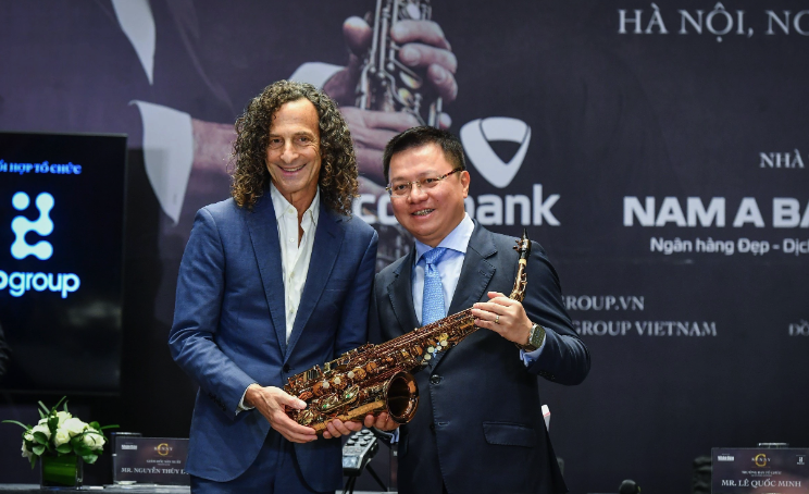 Kenny G bất ngờ trước sự yêu mến của khán giả Việt Nam - Ảnh 4.