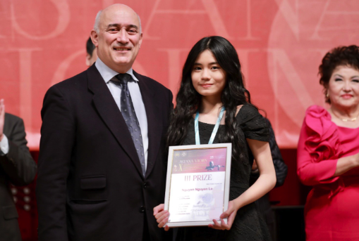 Hoàng Hồ Khánh Vân đoạt giải nhất cuộc thi Violin Quốc tế - Ảnh 4.