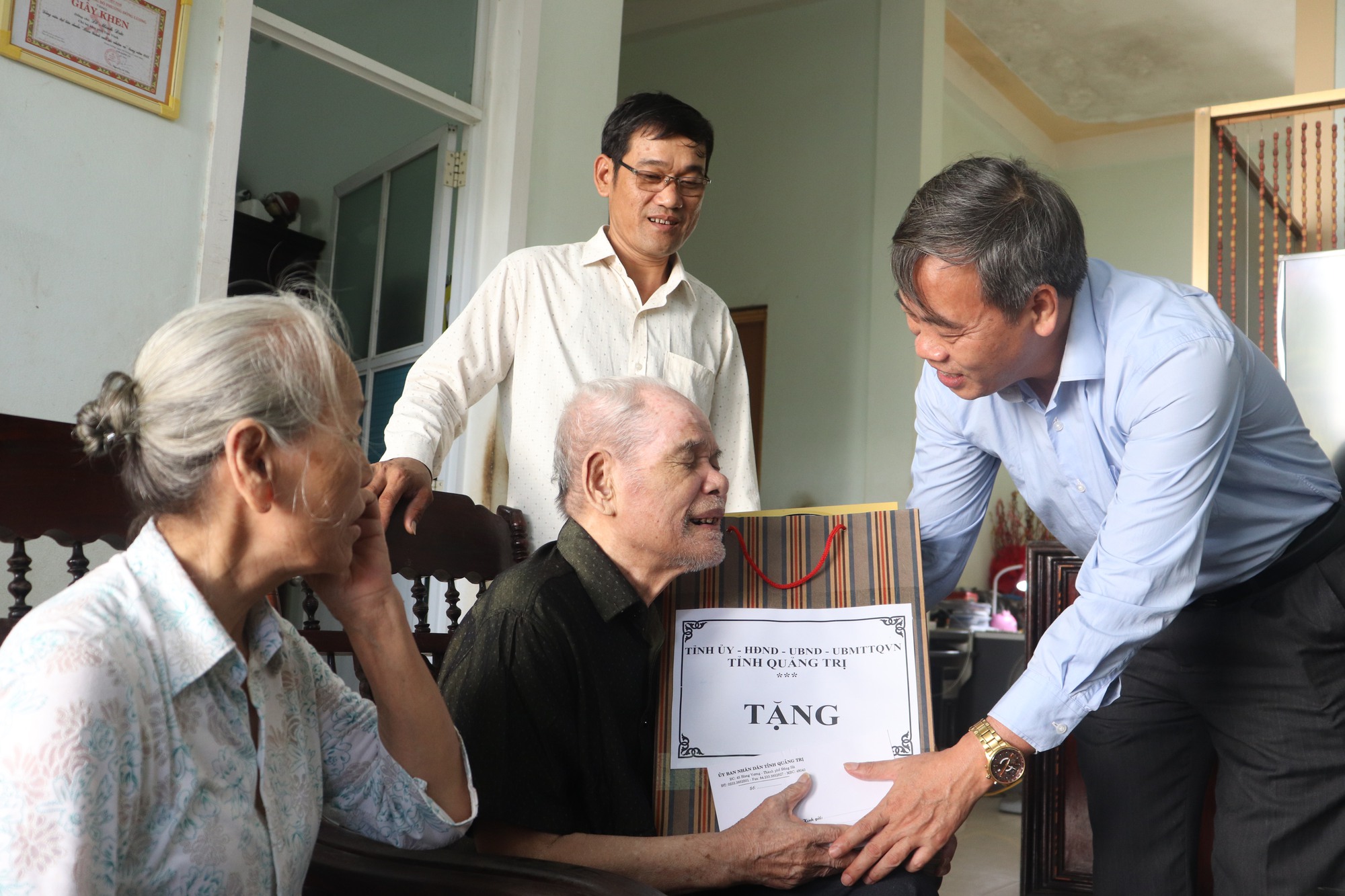 Những kết quả quan trọng của nửa nhiệm kỳ thực hiện Nghị quyết Đại hội Đảng bộ tỉnh Quảng Trị  - Ảnh 4.