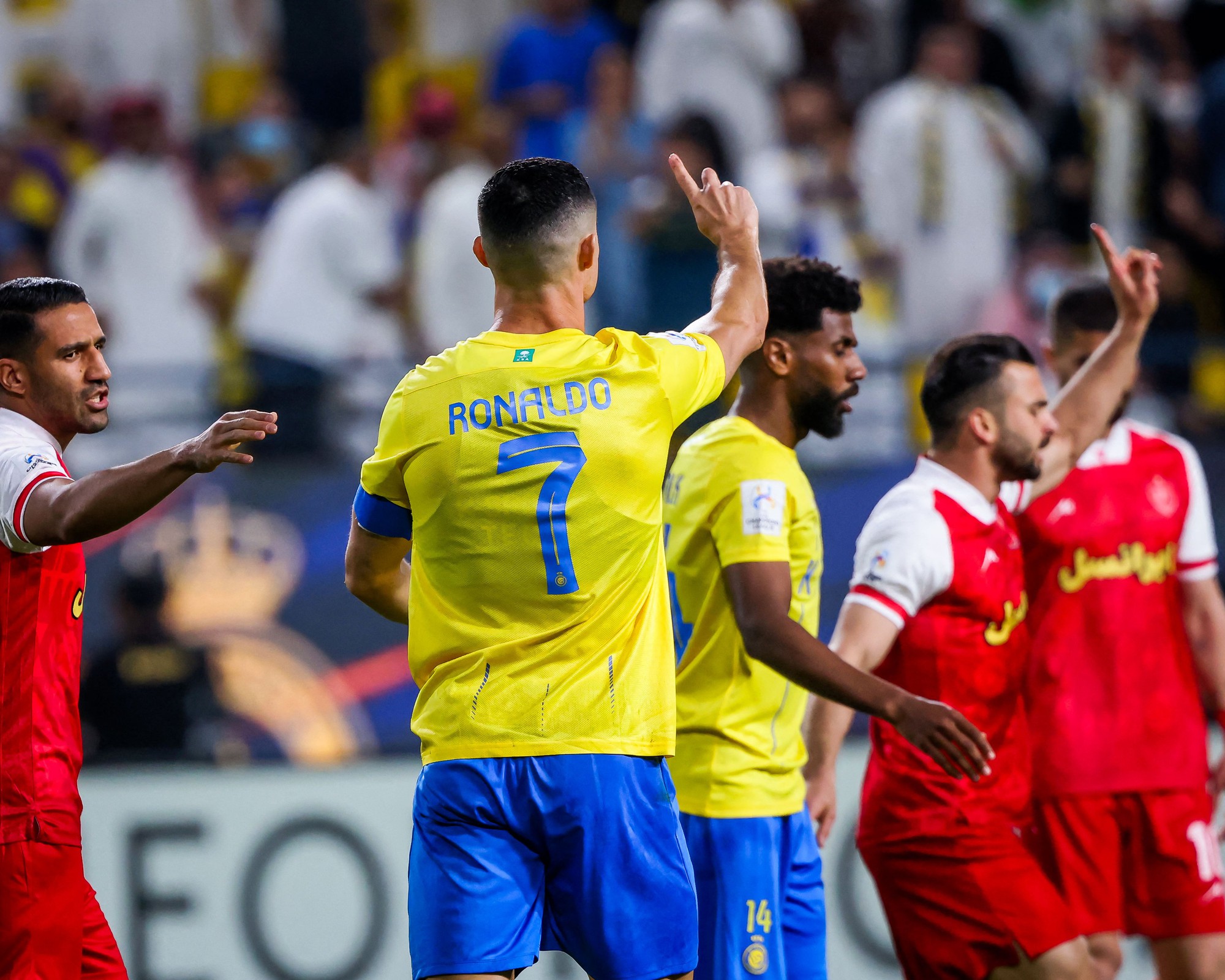 Ronaldo từ chối hưởng phạt đền, Al-Nassr vào vòng knock-out AFC Champions League - Ảnh 2.