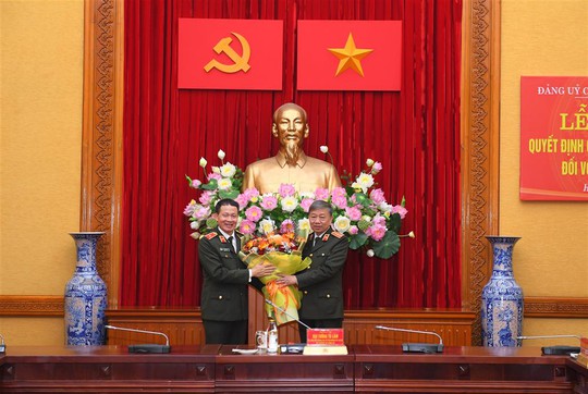 Điều động thiếu tướng Vũ Hồng Văn đến công tác tại Ủy ban Kiểm tra Trung ương - Ảnh 1.