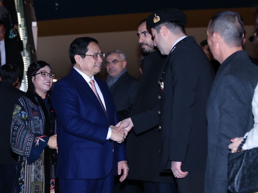 Thủ tướng Phạm Minh Chính tới Ankara, bắt đầu thăm chính thức Thổ Nhĩ Kỳ - Ảnh 3.