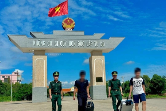 Giải cứu 2 thanh niên bị lừa bán vô casino ở Campuchia