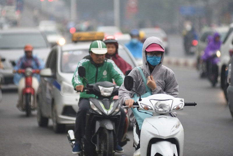 Không khí lạnh tràn về, Bắc Bộ trời rét, Trung Bộ có mưa to - Ảnh 1.