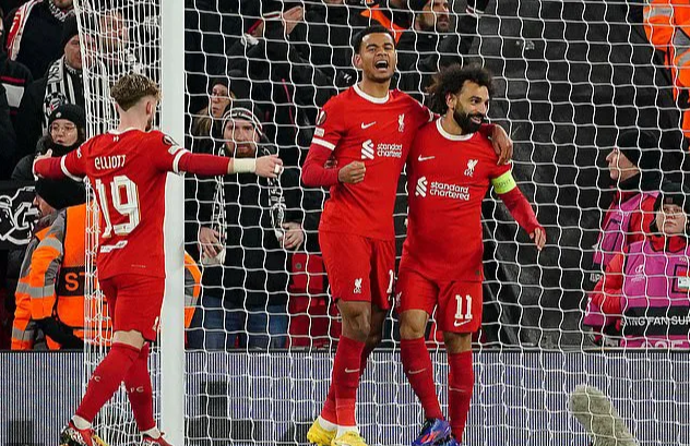 Salah ghi bàn thắng thứ 199, Liverpool vượt vòng bảng Europa League- Ảnh 2.