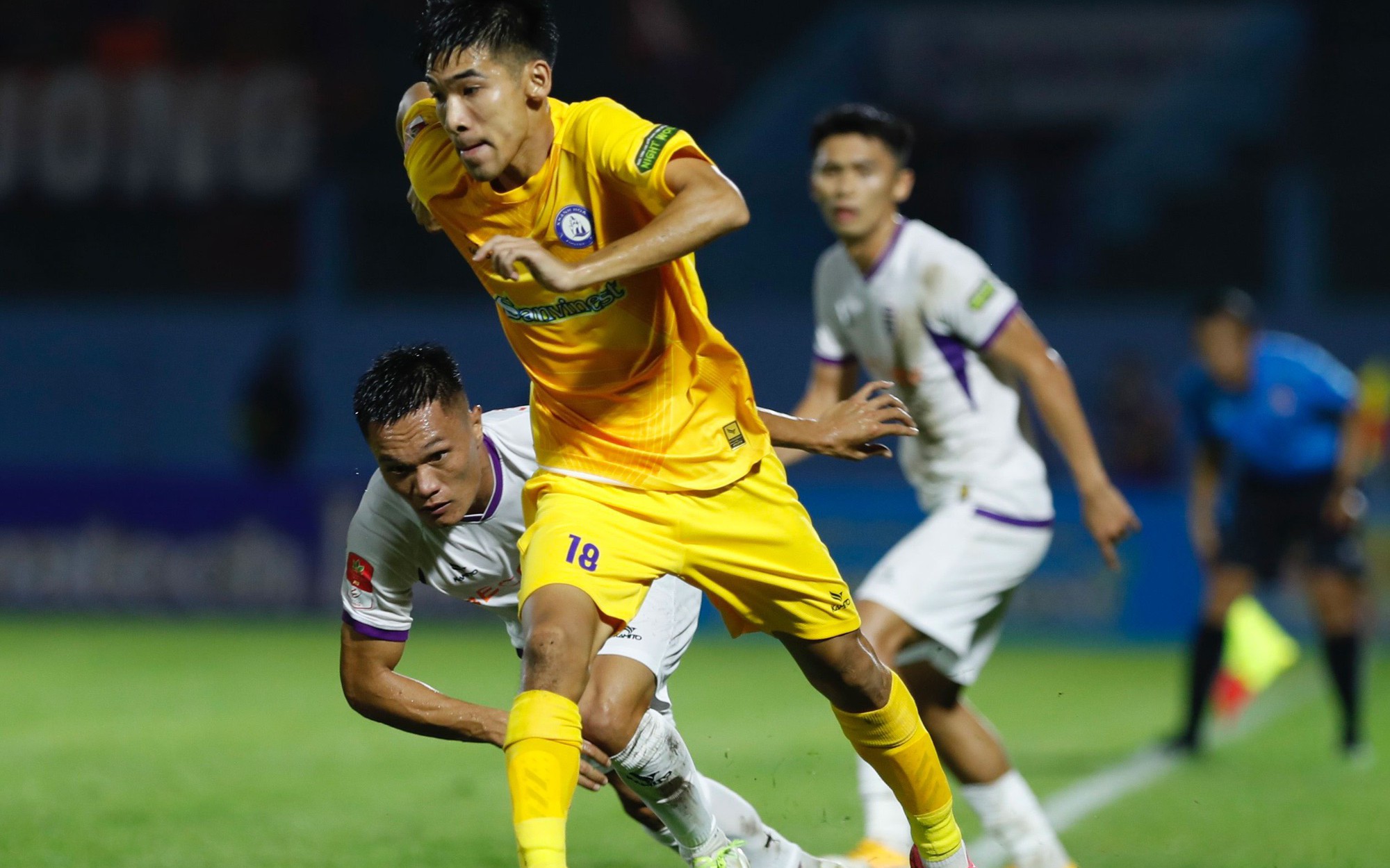 V-League v&agrave; những gam m&agrave;u đối lập (*) : N&acirc;ng tầm chất lượng v&agrave; sức cạnh tranh - Ảnh 5.