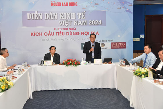 Tại Diễn đàn Kinh tế Việt Nam 2024 - Phiên thứ nhất: “Kích cầu tiêu dùng nội địa” do Báo Người Lao Động tổ chức ngày 19-12, các ý kiến đã chỉ rõ nền kinh tế có nhiều động lực để tăng trưởngẢnh: TẤN THẠNH