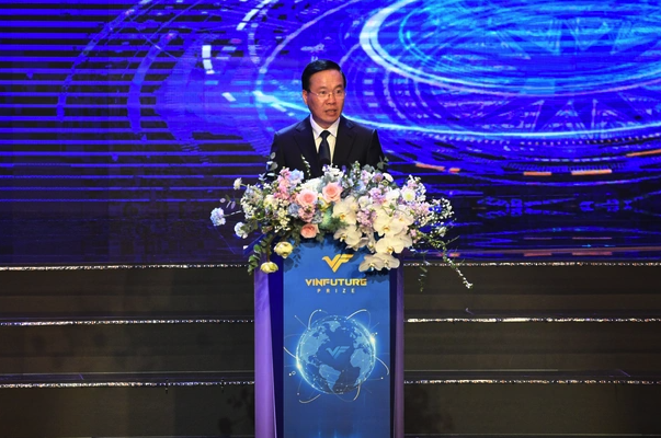 GS Võ Tòng Xuân được vinh danh tại lễ trao Giải thưởng VinFuture 2023 - Ảnh 5.