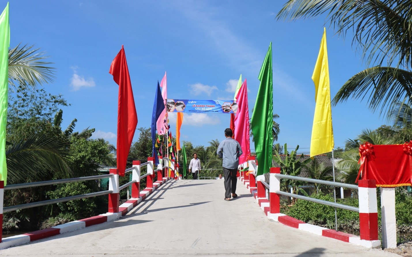 Syngenta Việt Nam trao tặng 5 cây cầu nông thôn