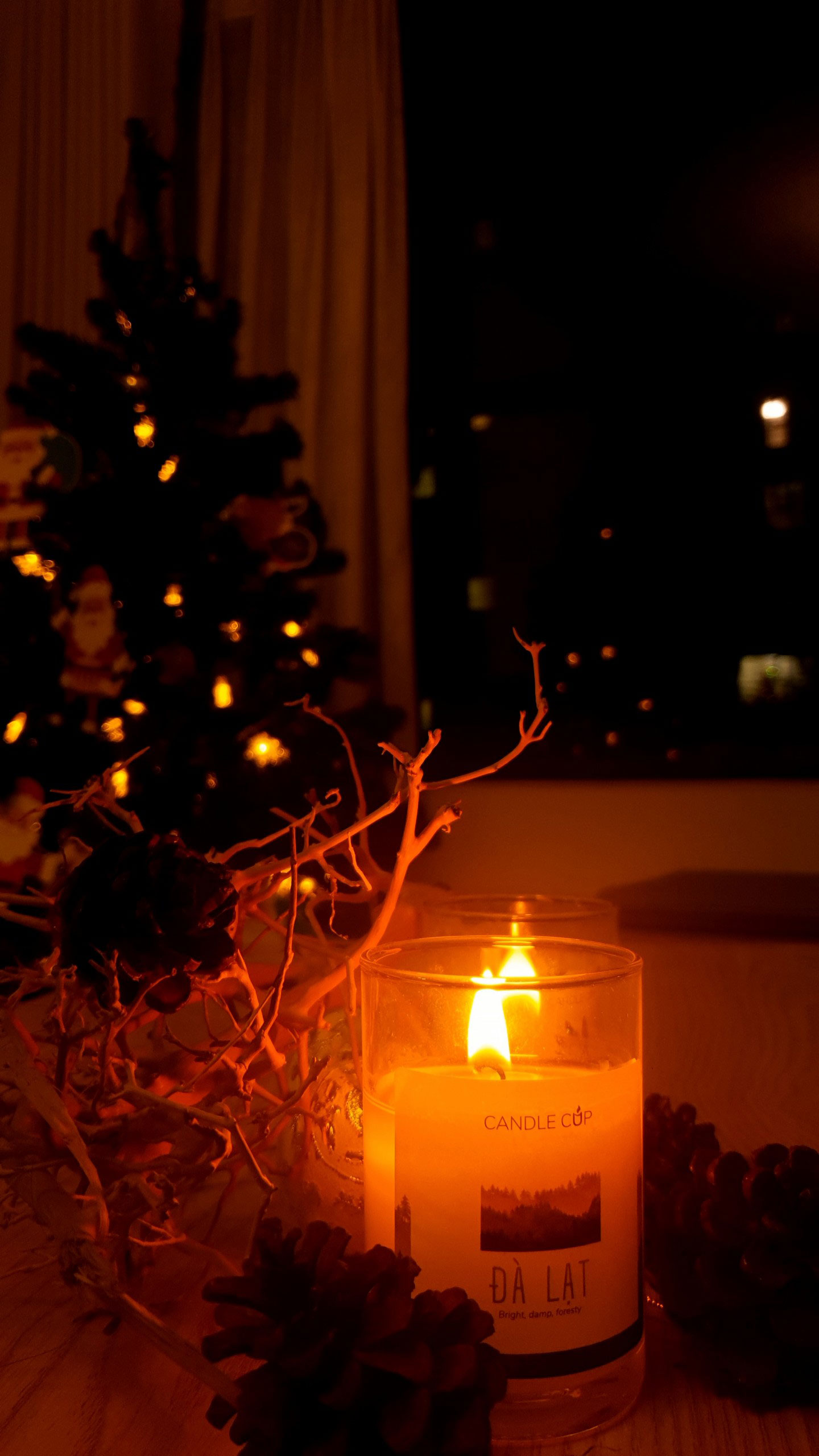 <img src="duong_dan_hinh_anh.jpg" alt="Nơi bảo quản nến thơm nên là nơi thoáng mát" title="Nơi bảo quản nến thơm nên là nơi thoáng mát"> Nơi bảo quản nến thơm nên là nơi thoáng mát