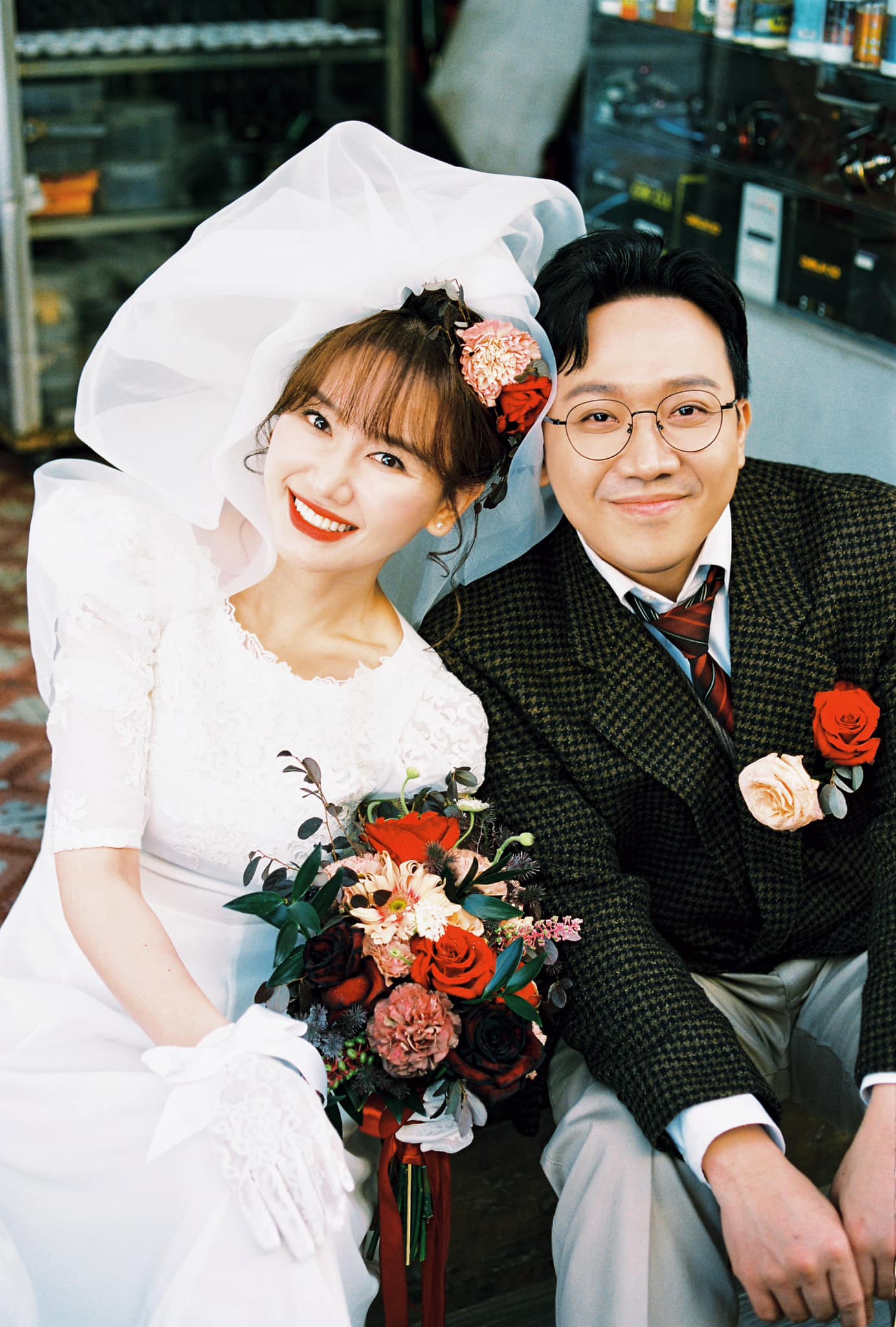 Trấn Thành - Hari Won tung ảnh kỷ niệm ngày cưới vui nhộn- Ảnh 18.