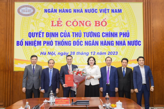 Công bố Quyết định bổ nhiệm Phó Thống đốc Ngân hàng Nhà nước- Ảnh 2.