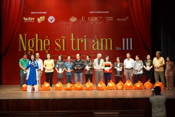 NSND Kim Cương tại chương trình “Nghệ sĩ tri âm” lần 3 ở Nhà hát Thành phố