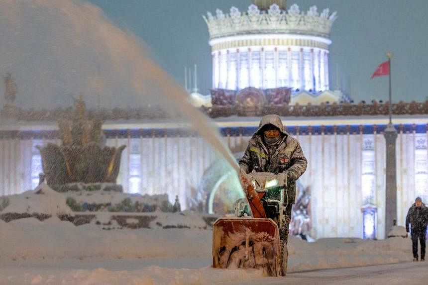 Bão tuyết kỷ lục gây hỗn loạn nhiều nơi, Siberia lạnh âm 50 độ C- Ảnh 1.