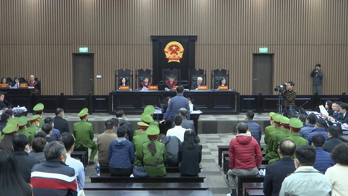Vụ Nguyễn Thị Thanh Nhàn AIC: Luật sư có thể kháng cáo thay bị cáo đang trốn truy nã? - Ảnh 2. Vụ Nguyễn Thị Thanh Nhàn AIC: Luật sư có thể kháng cáo thay bị cáo đang trốn truy nã? - Ảnh 2.