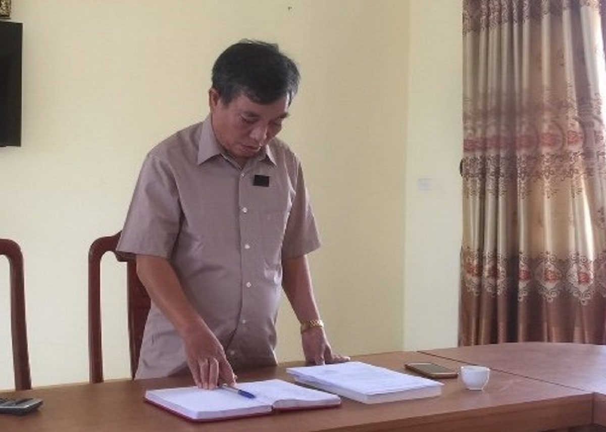 Khởi tố 1 nguyên chủ tịch xã cùng nữ thuộc cấp - Ảnh 1. Khởi tố 1 nguyên chủ tịch xã cùng nữ thuộc cấp - Ảnh 1.
