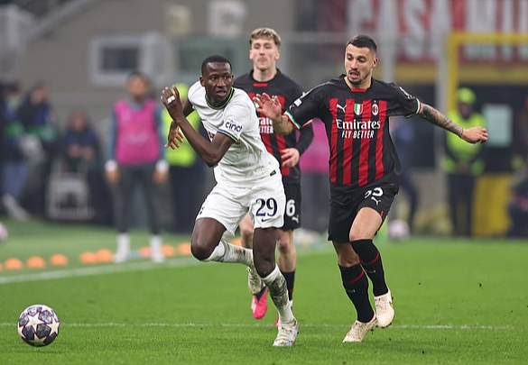 Tottenham trắng tay, AC Milan giành 3 điểm tại San Siro - Ảnh 1.