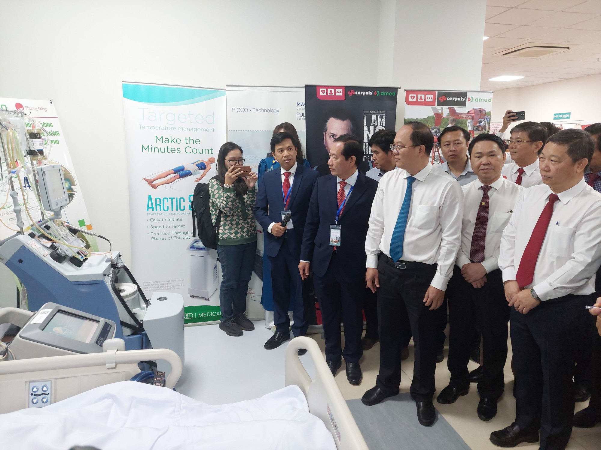 Bệnh viện Nhân dân 115 đưa vào hoạt động khu kỹ thuật cao có trực thăng cấp cứu - Ảnh 5. Bệnh viện Nhân dân 115 đưa vào hoạt động khu kỹ thuật cao có trực thăng cấp cứu - Ảnh 5.