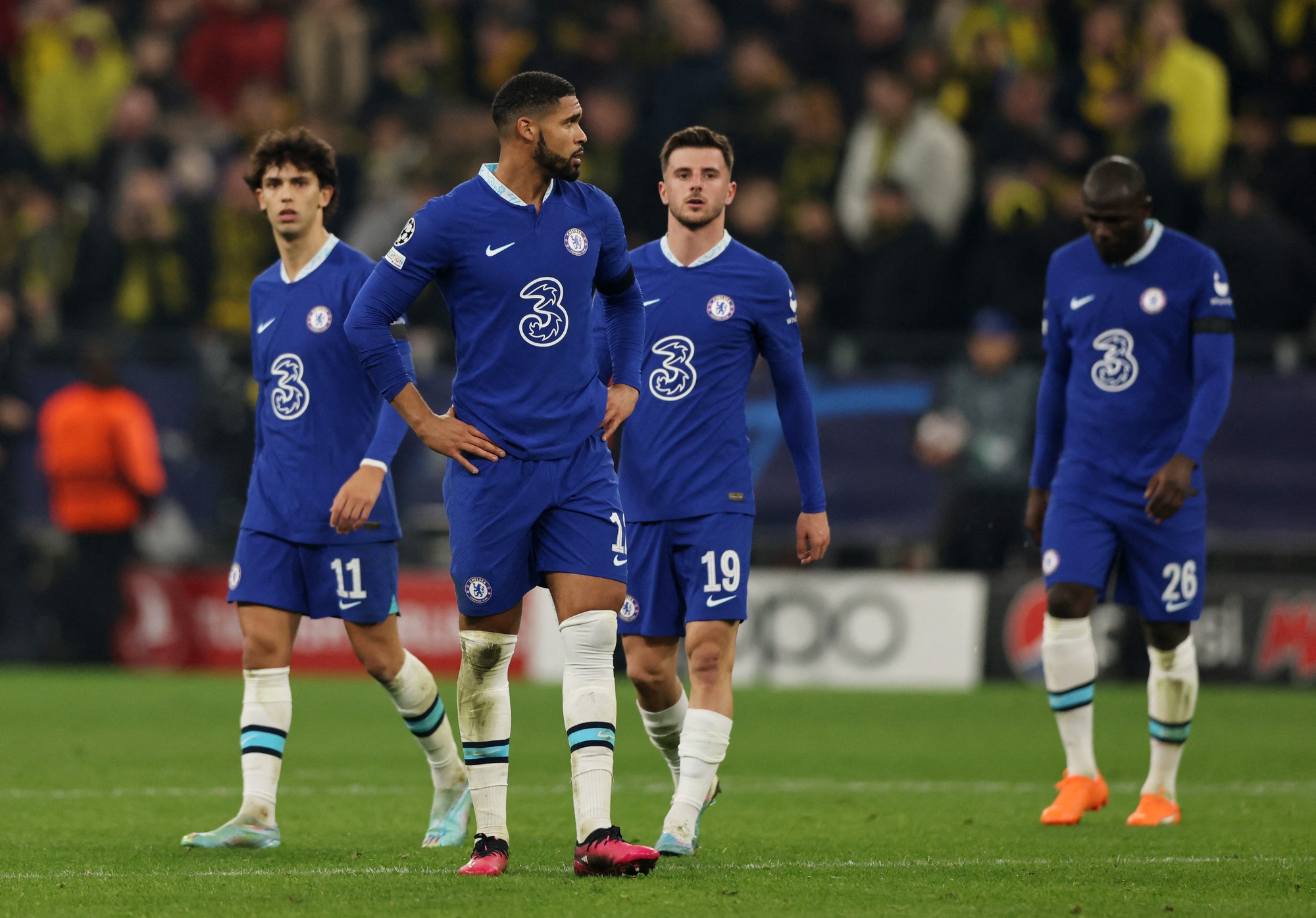 Sao trẻ Adeyemi lập siêu phẩm, Chelsea thua Dortmund ở Champions League - Ảnh 7.