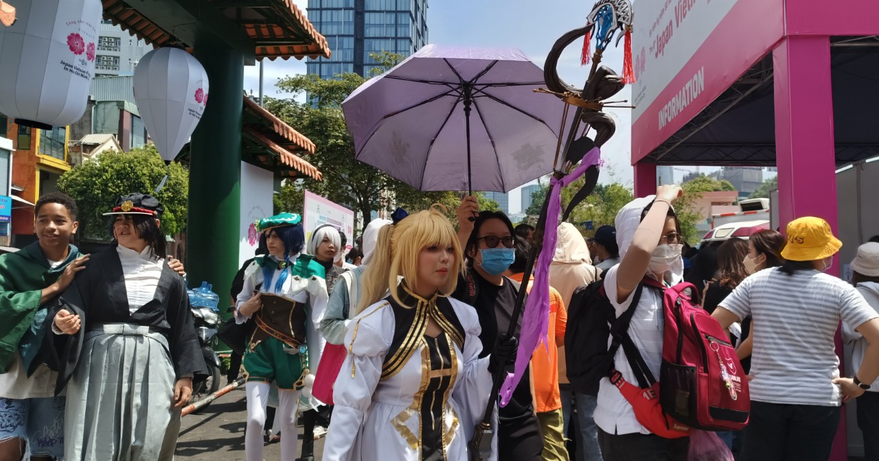 Giới trẻ TP HCM chen nhau đi hóa trang cosplay, ăn sushi tại lễ hội Việt – Nhật 2023 - Ảnh 5.