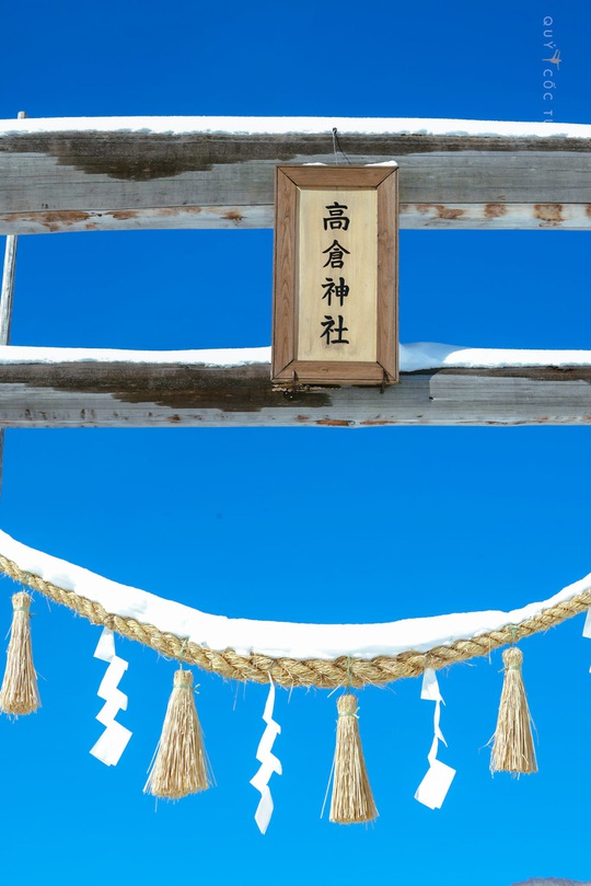 Thế giới băng giá kỳ ảo ở làng Ouchi-juku - Ảnh 17.