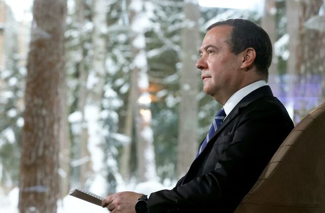 Mr. Medvedev bluntly warned Ukraine - Photo 1.