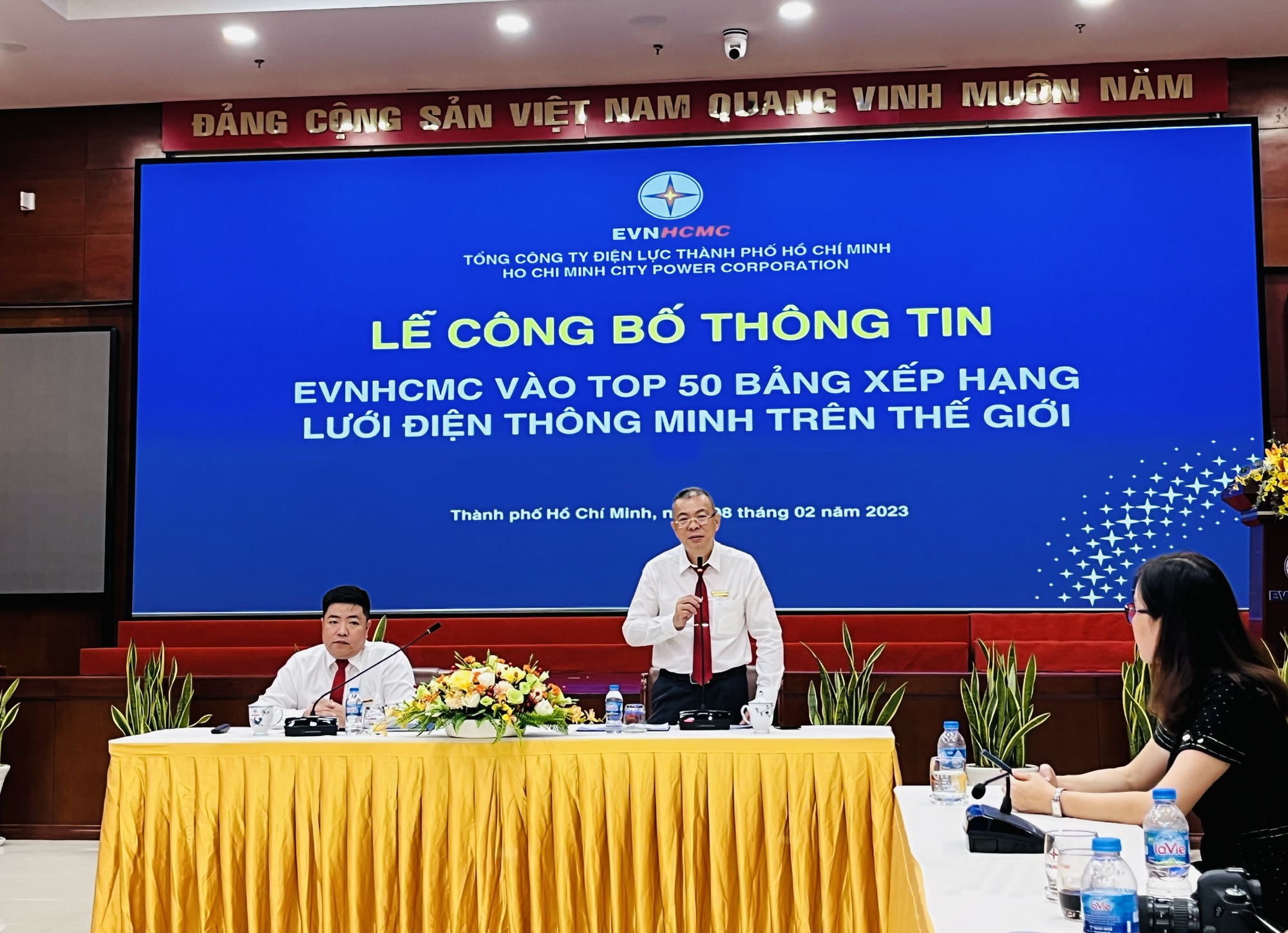 Thời gian mất điện bình quân ở TP HCM thấp ngang các nước Âu, Mỹ - Ảnh 1.