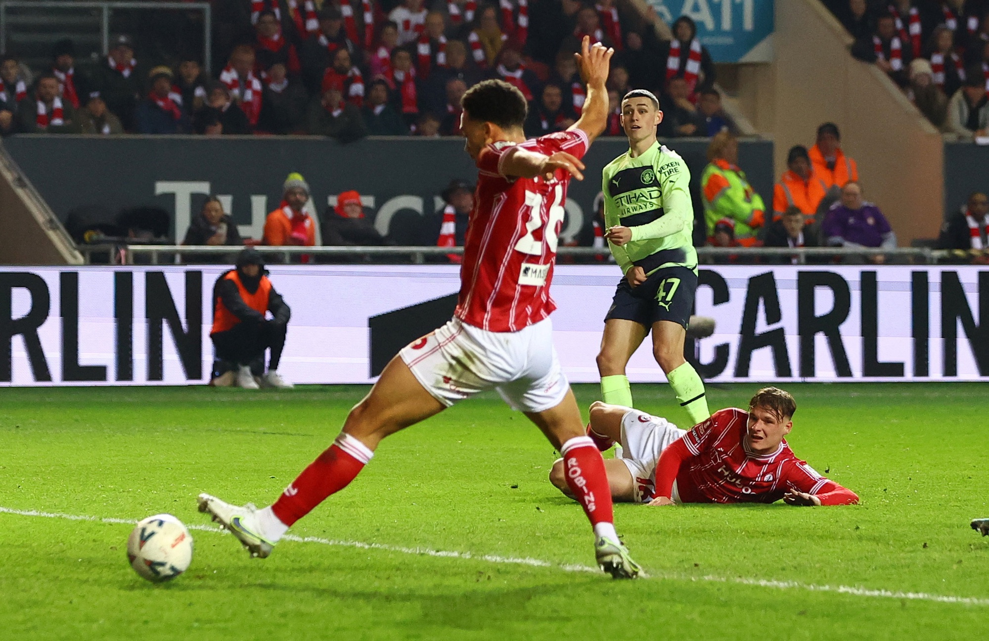 Man City vào tứ kết, các ông lớn Ngoại hạng áp đảo FA Cup - Ảnh 4.