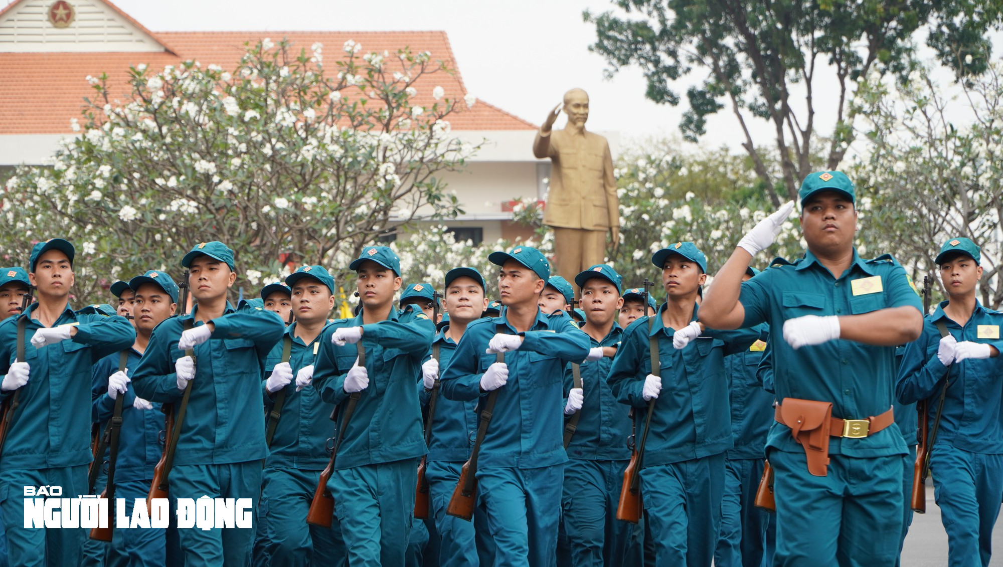 TP HCM ra quân huấn luyện năm    Báo Người lao động