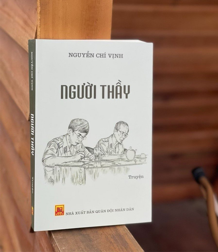 Thượng tướng Nguyễn Chí Vịnh giới thiệu tác phẩm “Người thầy” tại TP HCM