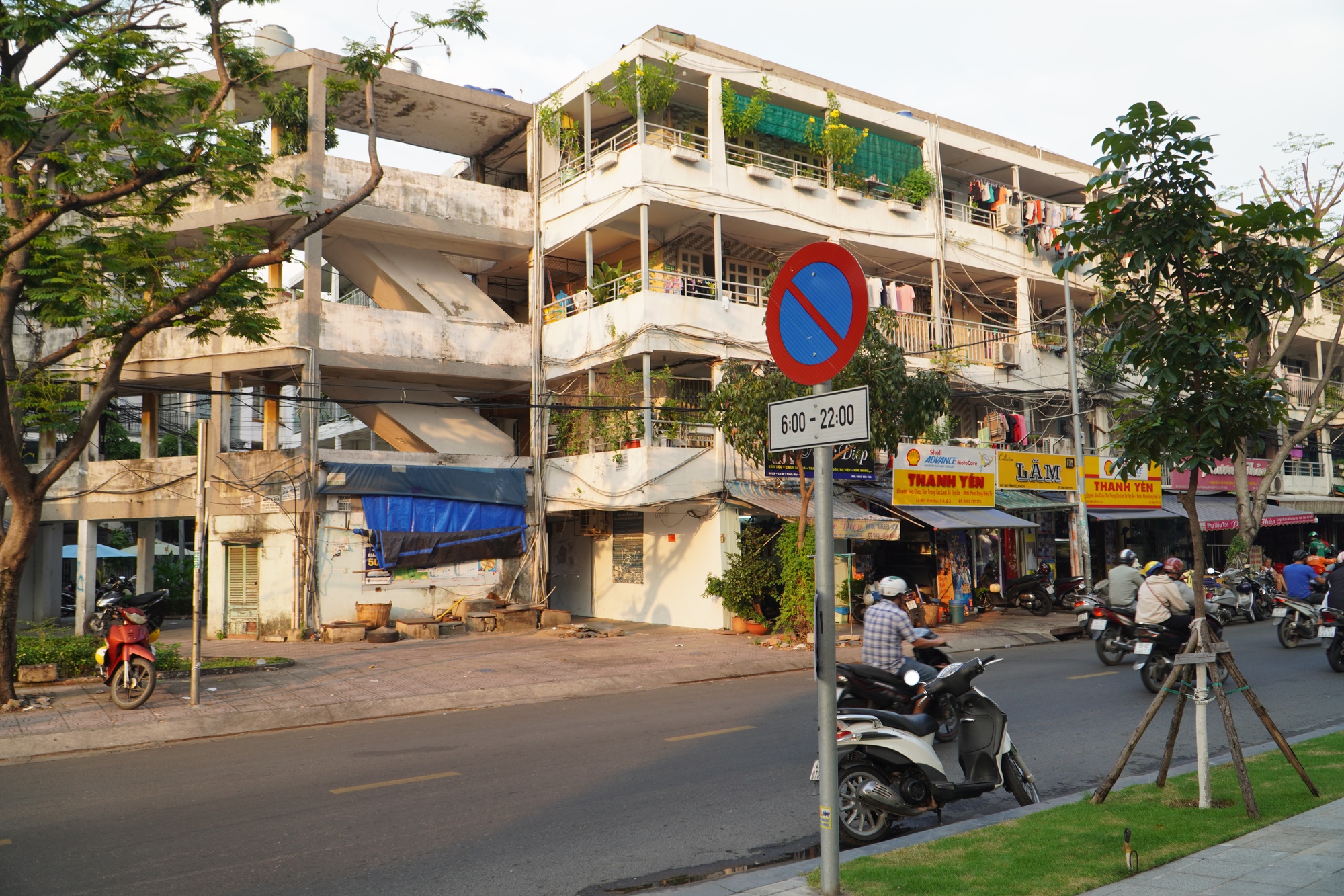 TPHCM y&ecirc;u cầu khẩn trương mở rộng đường T&ocirc;n Thất Thuyết - Ảnh 2.