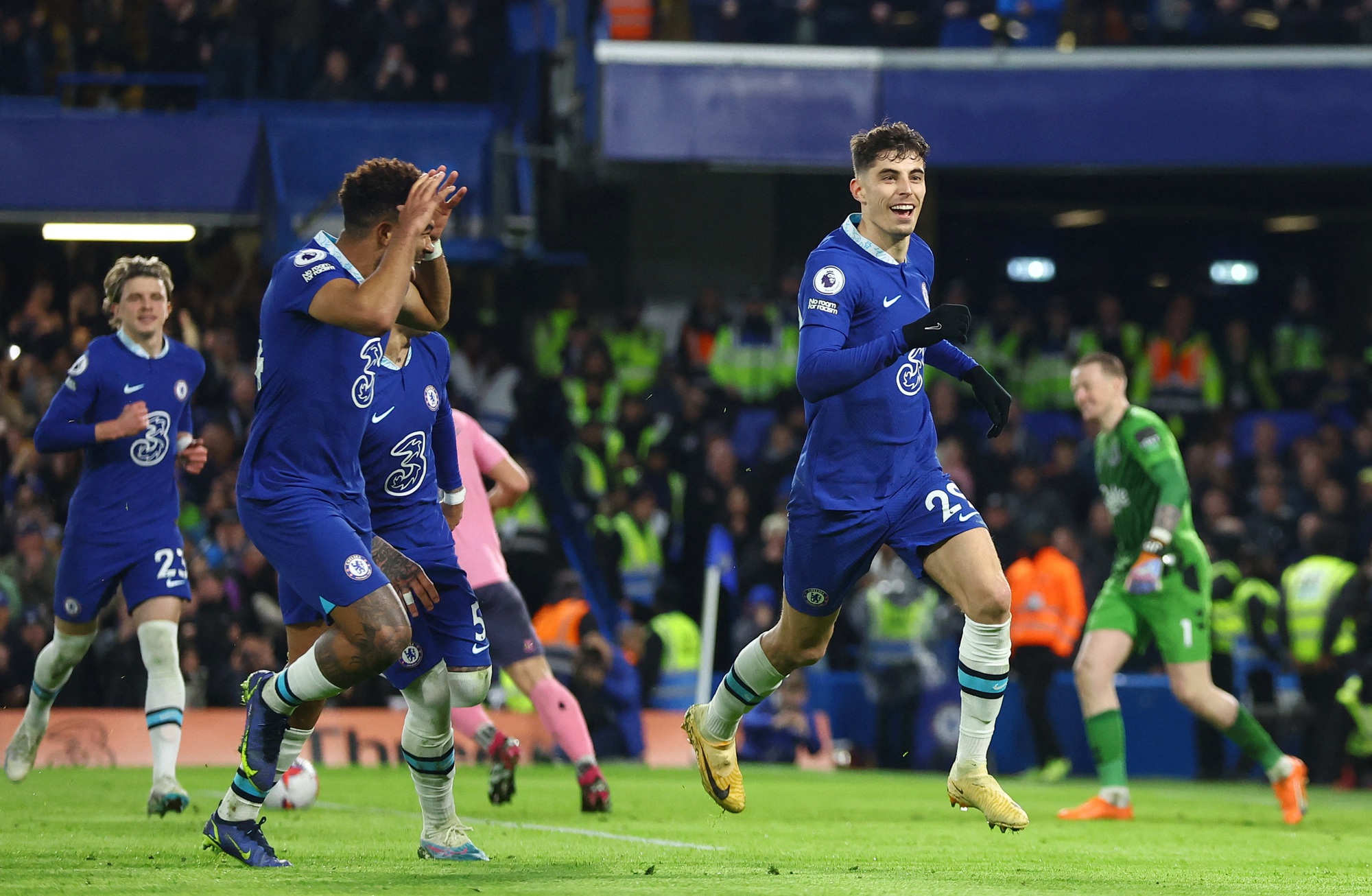 Công làm thủ phá, Chelsea mất điểm tiếc nuối trước Everton - Ảnh 4.