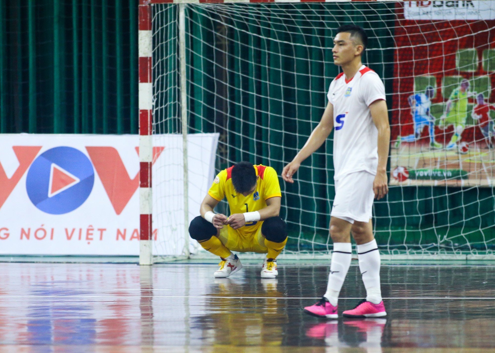 Derby futsal TP HCM: Sahako giành lại 1 điểm trong trận cầu nhiều tranh cãi - Ảnh 4.