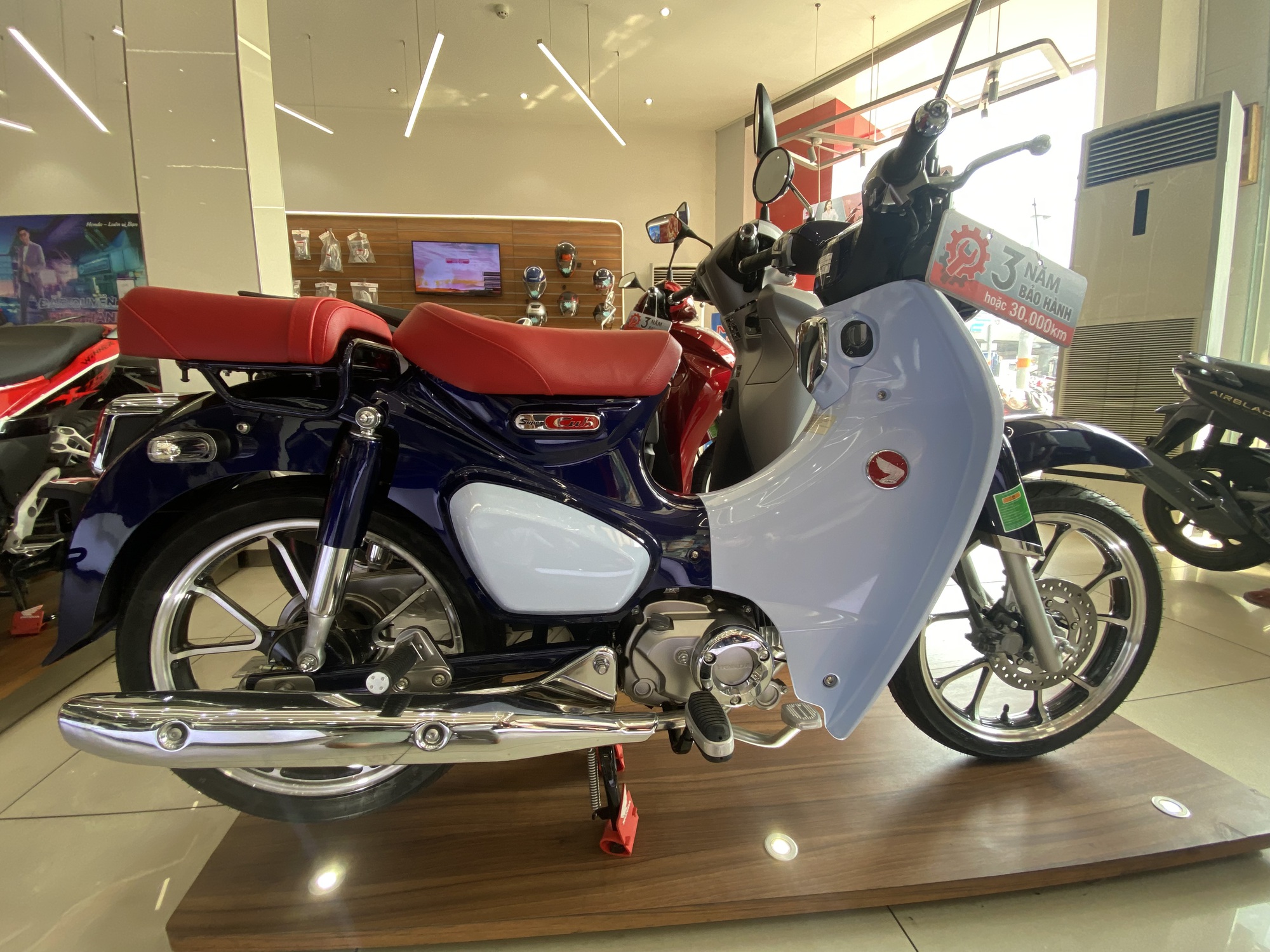 Honda Super Cub C125 giá hơn 150 triệu đồng  VnExpress