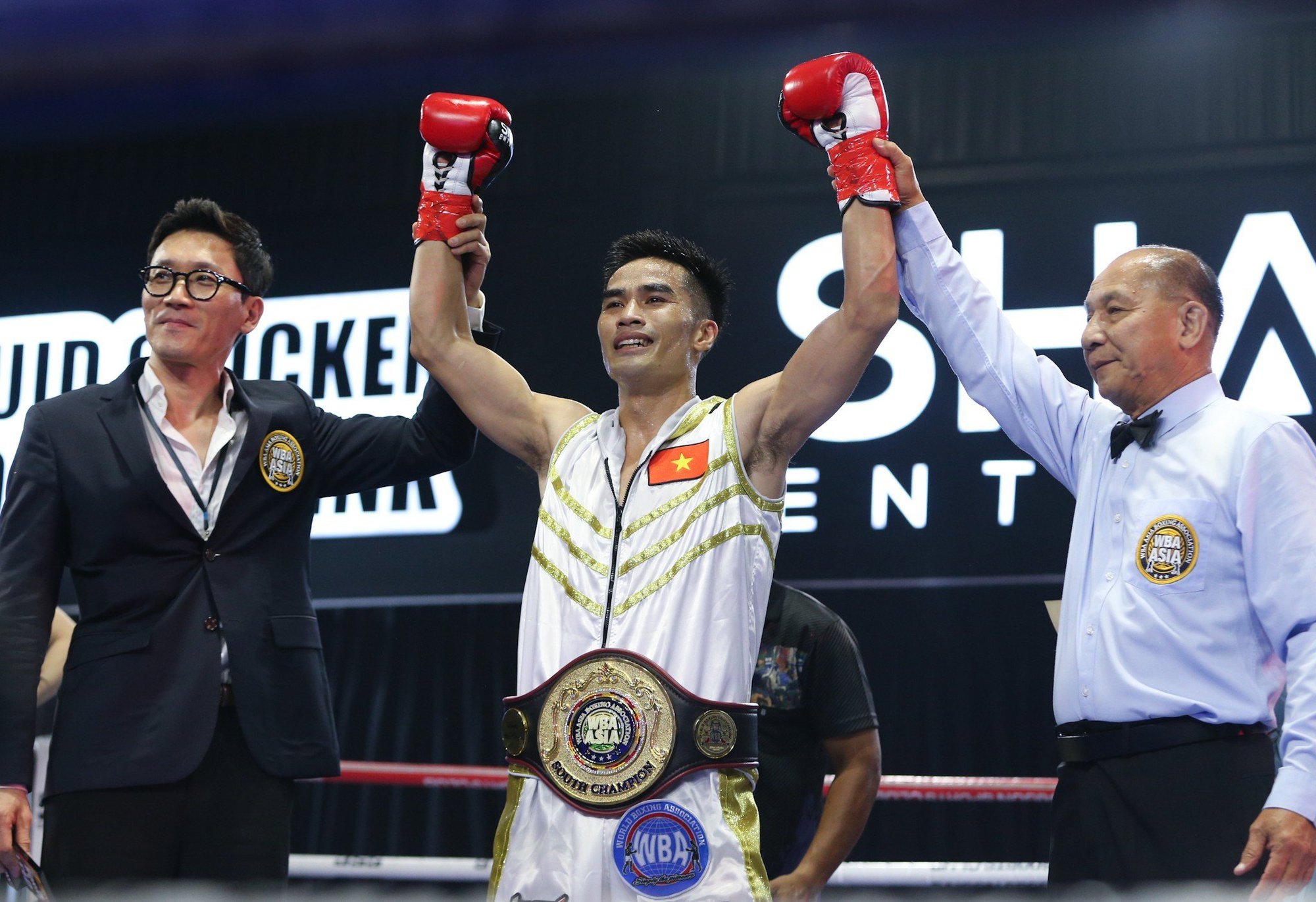 “Nam Vương” Trương Đình Hoàng bảo vệ thành công đai WBA châu Á - Ảnh 5.